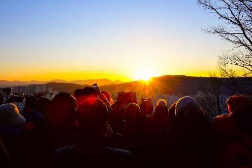 용마산에서 새해 기운 듬뿍 받자! 2024 중랑 해맞이 행사 개최