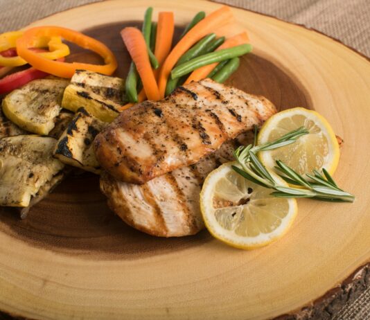 건강 관리에서 가장 중요한 3가지 원칙 cooked dish